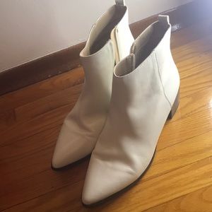 Ladies boots size 10